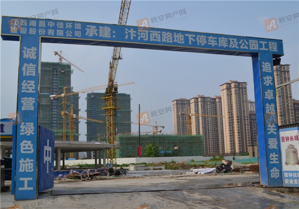 汴河西路地下停车库及公园门头