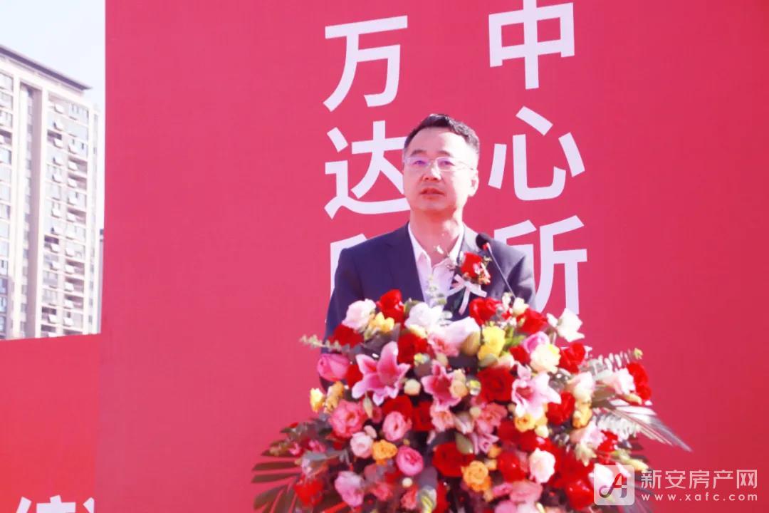 大连万达集团发展中心副总经理朱长城